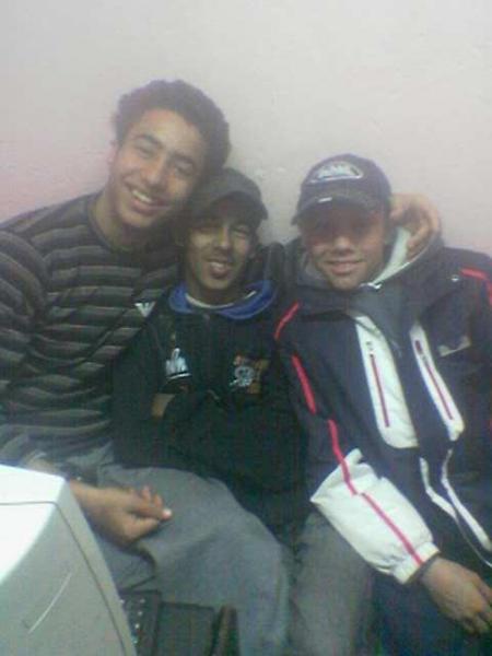 c moi et younes et hamam